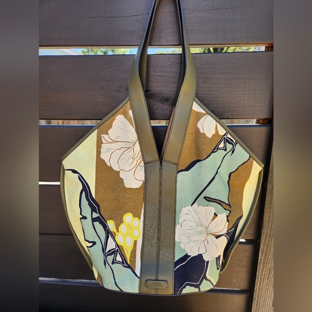 Vince Camuto Green Print Purse
